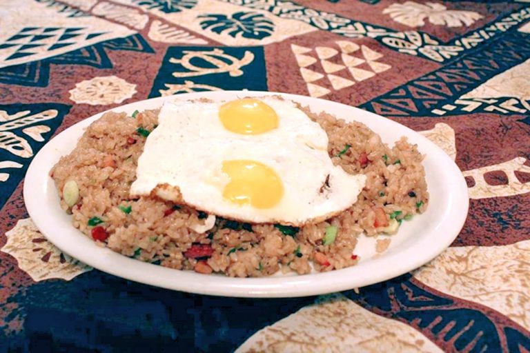 Hawaiian Style Fried Rice 906x604 768x512 